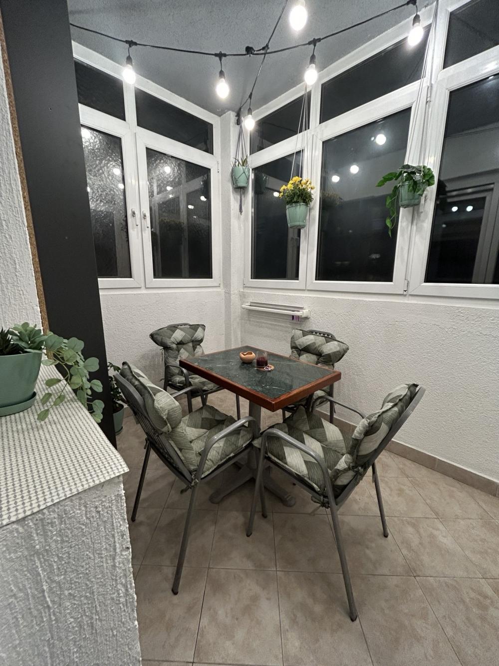 Stan na prodaju u Beogradu, Karaburma, dvosoban, 46m2, cena 165000 evra