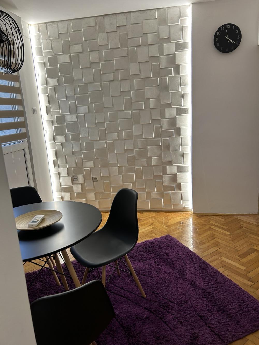 Stan na prodaju u Beogradu, Karaburma, dvosoban, 46m2, cena 165000 evra