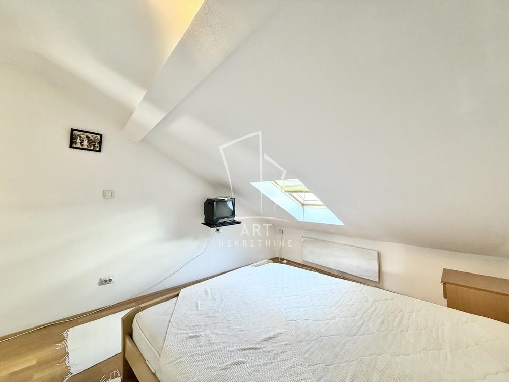 Stan na prodaju u Beogradu, Vračar (Hram), trosoban, 85m2, cena 265000 evra