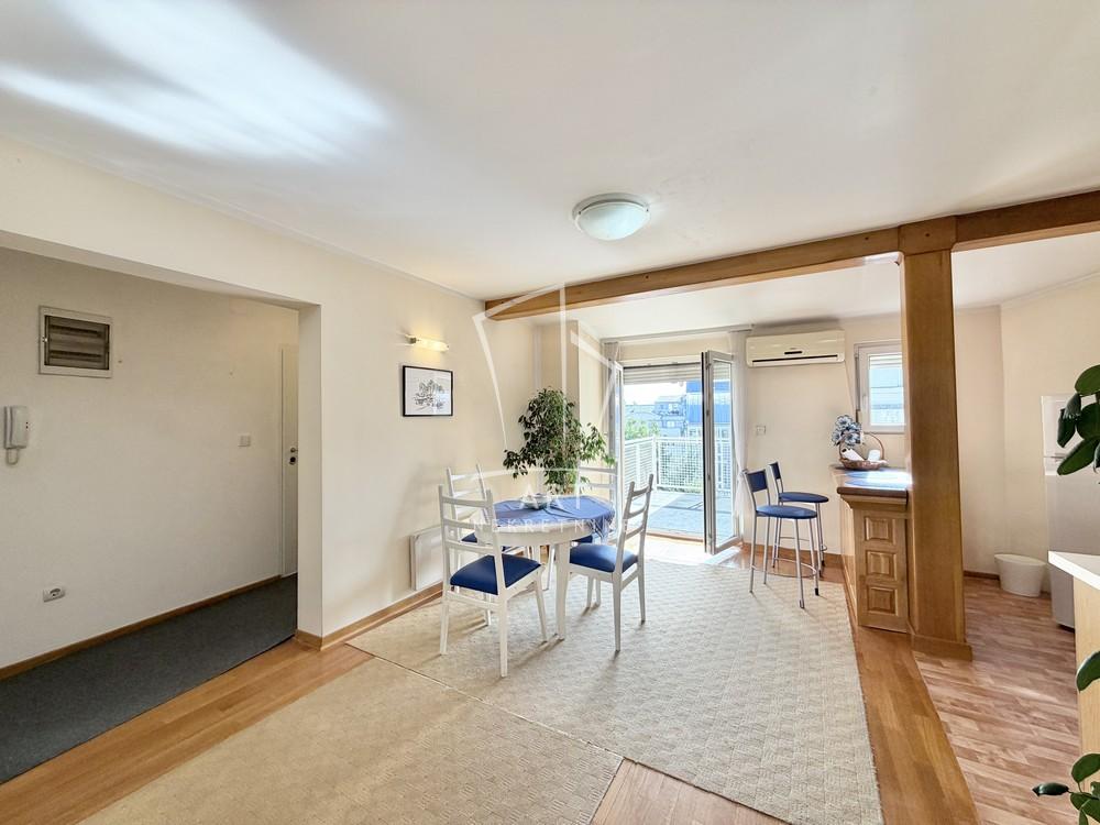 Stan na prodaju u Beogradu, Vračar (Hram), trosoban, 85m2, cena 265000 evra