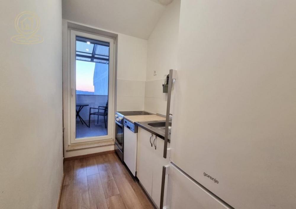 Stan na prodaju u Beogradu, Pašino brdo, cetvorosoban, 82m2, cena 287000 evra