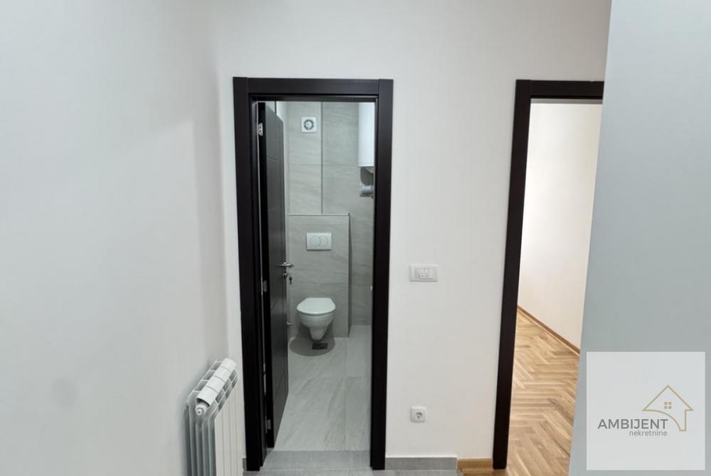 Stan na prodaju u Beogradu, Surčin, dvoiposoban, 50m2, cena 142500 evra