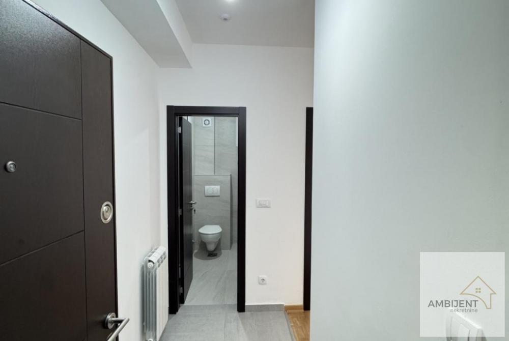 Stan na prodaju u Beogradu, Surčin, dvoiposoban, 50m2, cena 142500 evra