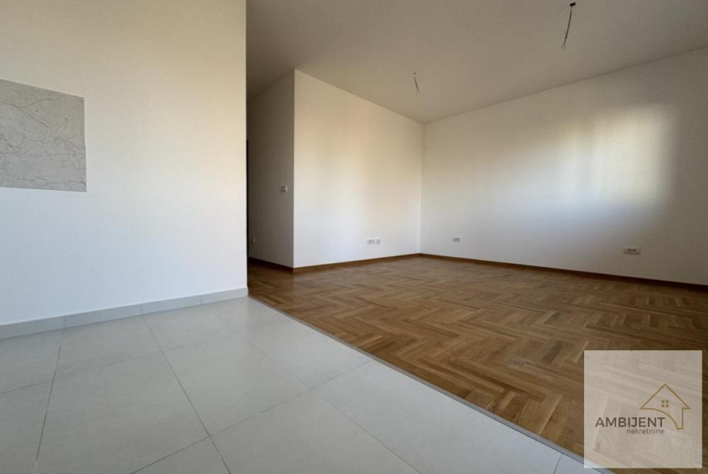 Stan na prodaju u Beogradu, Surčin, dvosoban, 47m2, cena 120200 evra