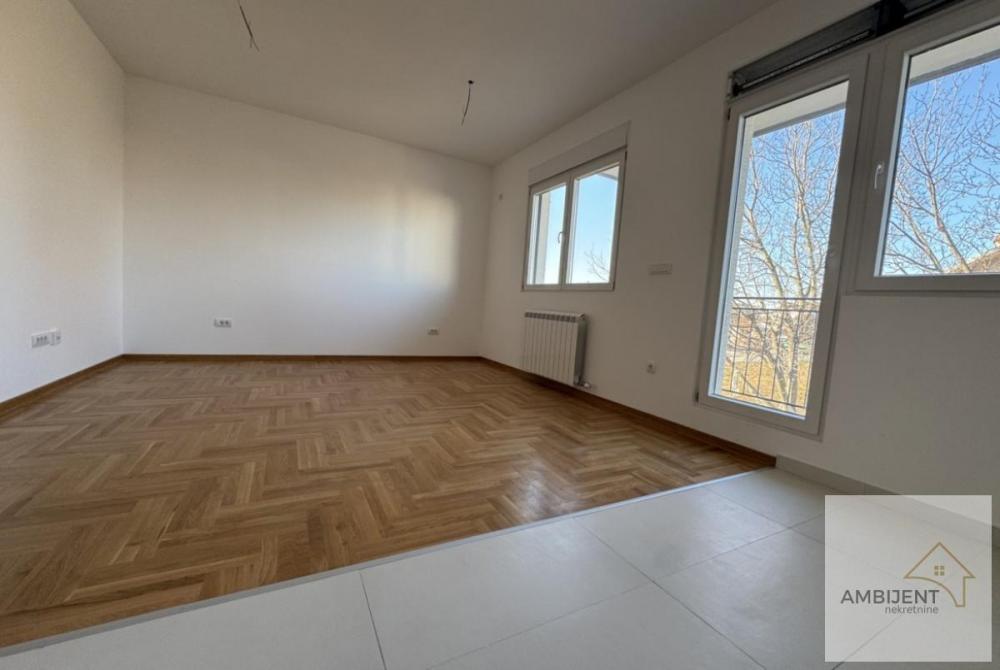 Stan na prodaju u Beogradu, Surčin, dvosoban, 47m2, cena 120200 evra