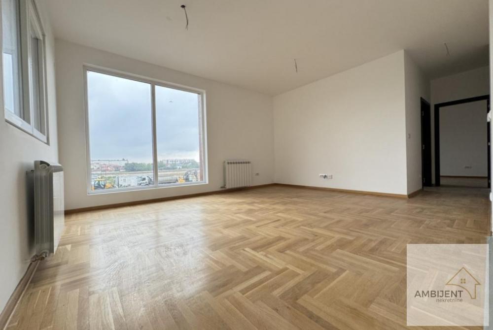 Stan na prodaju u Beogradu, Surčin, trosoban, 69m2, cena 179400 evra