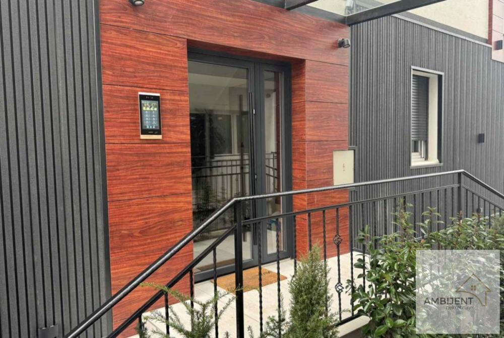 Stan na prodaju u Beogradu, Surčin, dvosoban, 41m2, cena 107900 evra