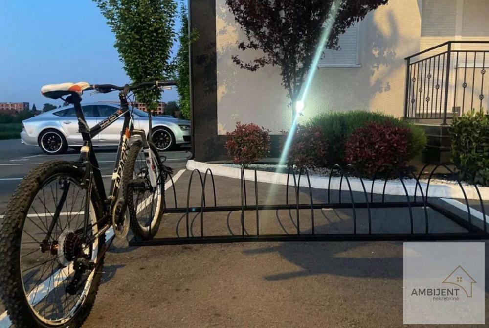 Stan na prodaju u Beogradu, Surčin, dvosoban, 41m2, cena 107900 evra