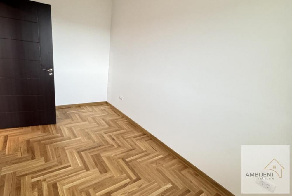 Stan na prodaju u Beogradu, Surčin, dvosoban, 41m2, cena 107900 evra