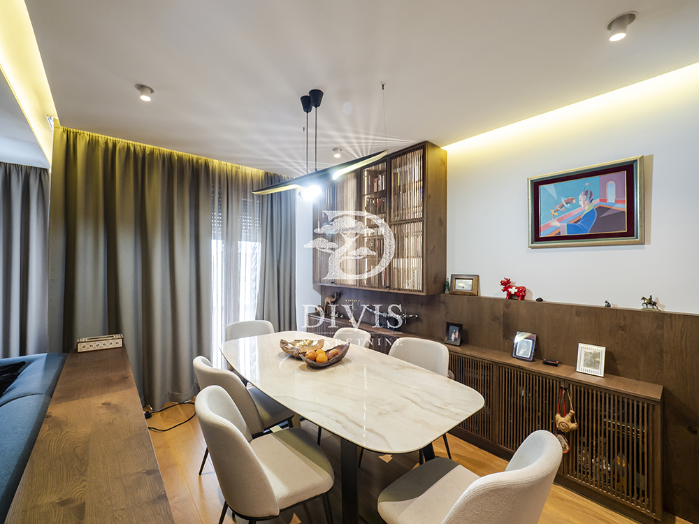 Stan na prodaju u Beogradu, Novi Beograd blok 65, trosoban, 119m2, cena 490000 evra