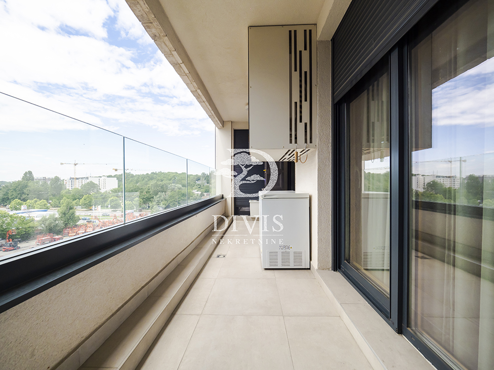 Stan na prodaju u Beogradu, Novi Beograd blok 65, trosoban, 119m2, cena 490000 evra