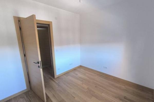 Stan na prodaju u Beogradu, Surčin, dvoiposoban, 58m2, cena 140000 evra