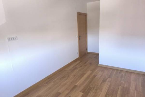 Stan na prodaju u Beogradu, Surčin, dvoiposoban, 58m2, cena 140000 evra