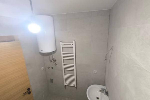 Stan na prodaju u Beogradu, Surčin, dvoiposoban, 58m2, cena 140000 evra