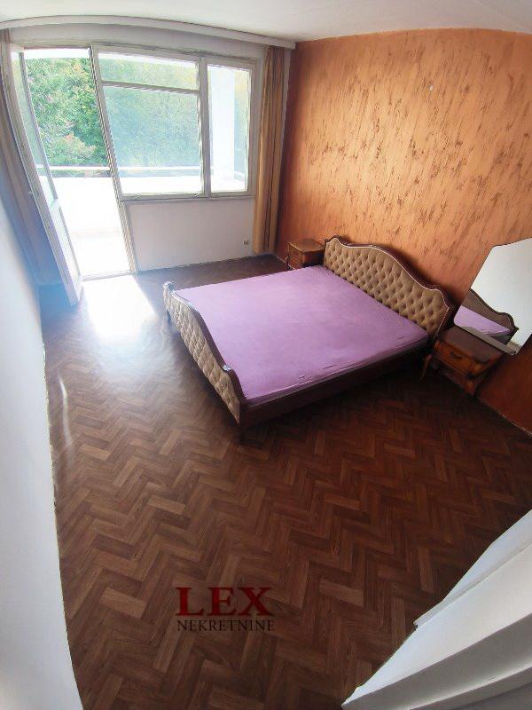 Stan na prodaju u Beogradu, Karaburma, dvosoban, 54m2, cena 150000 evra