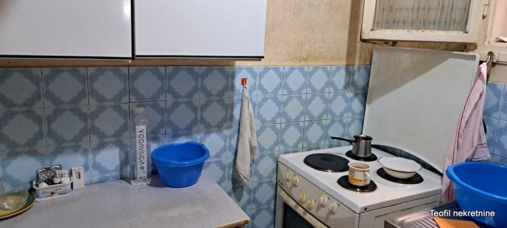 Stan na prodaju u Beogradu, Savski venac, cetvorosoban, 101m2, cena 455000 evra