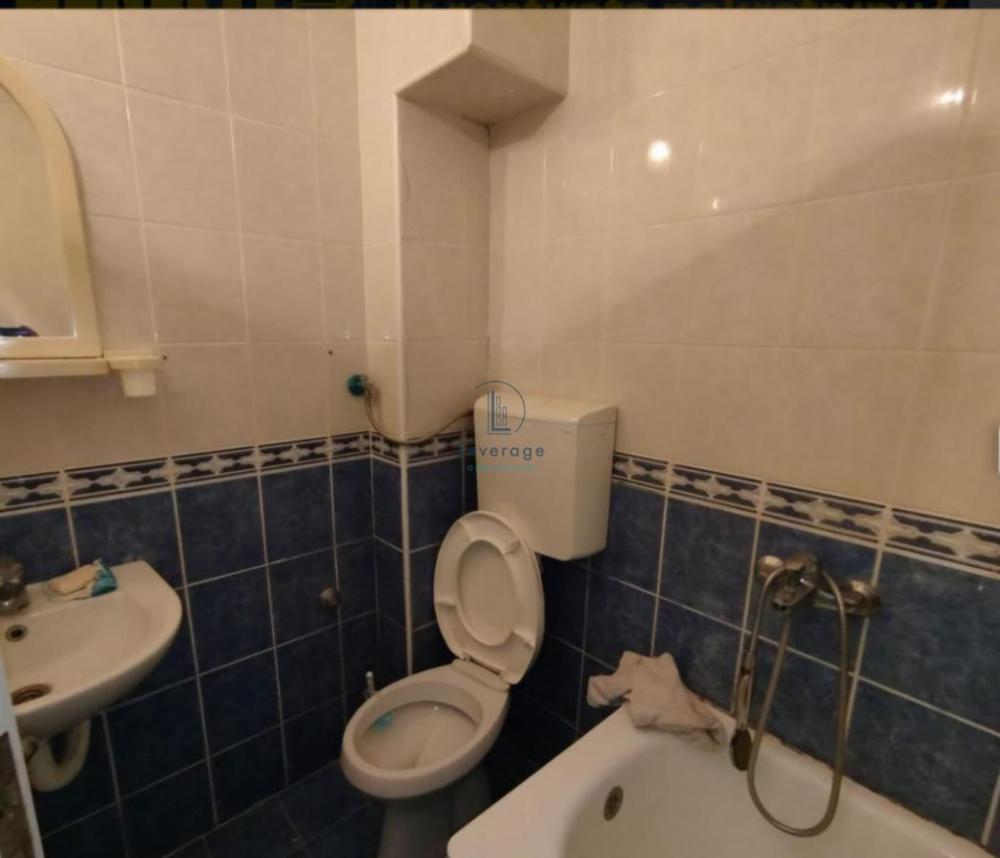 Stan na prodaju u Beogradu, Karaburma, jednoiposoban, 40m2, cena 107000 evra