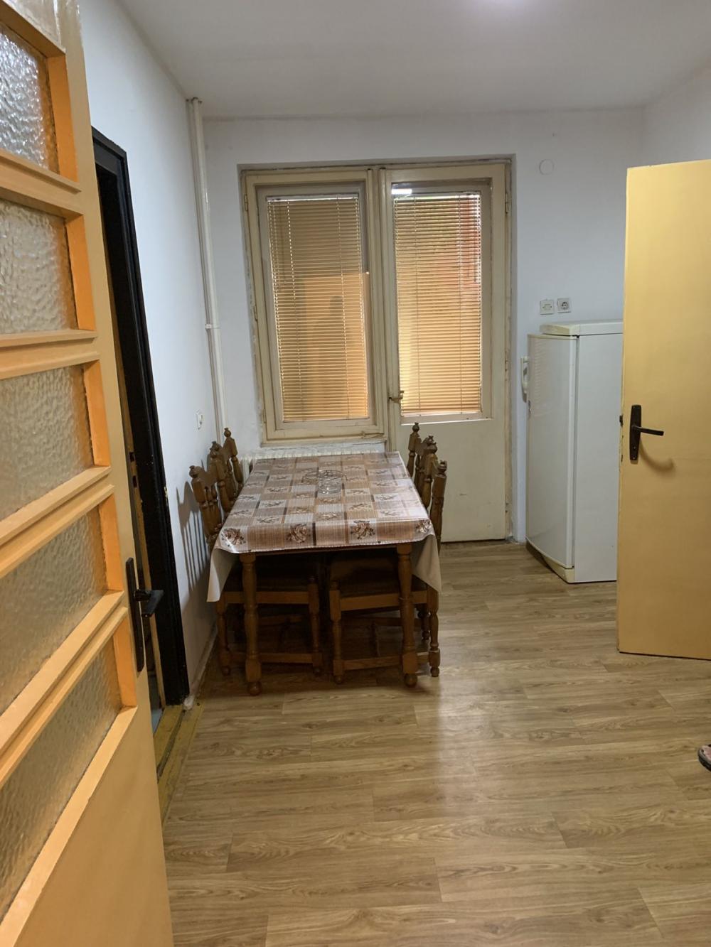 Stan na prodaju u Beogradu, Lazarevac, 48m2, cena 34000 evra