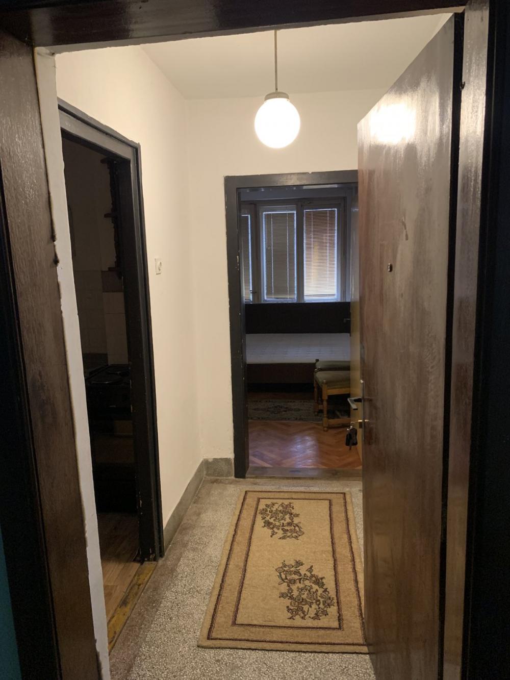 Stan na prodaju u Beogradu, Lazarevac, 48m2, cena 34000 evra