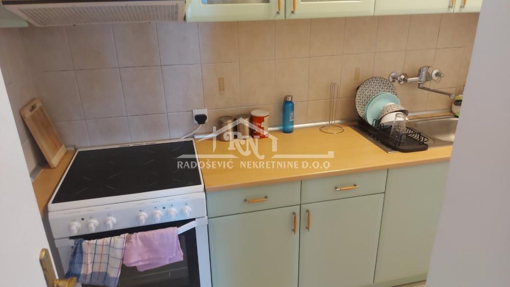 Stan na prodaju u Beogradu, Banjica, jednoiposoban, 55m2, cena 165000 evra