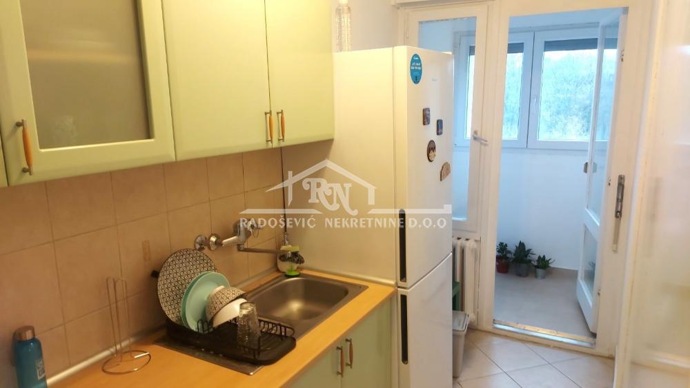 Stan na prodaju u Beogradu, Banjica, jednoiposoban, 55m2, cena 165000 evra