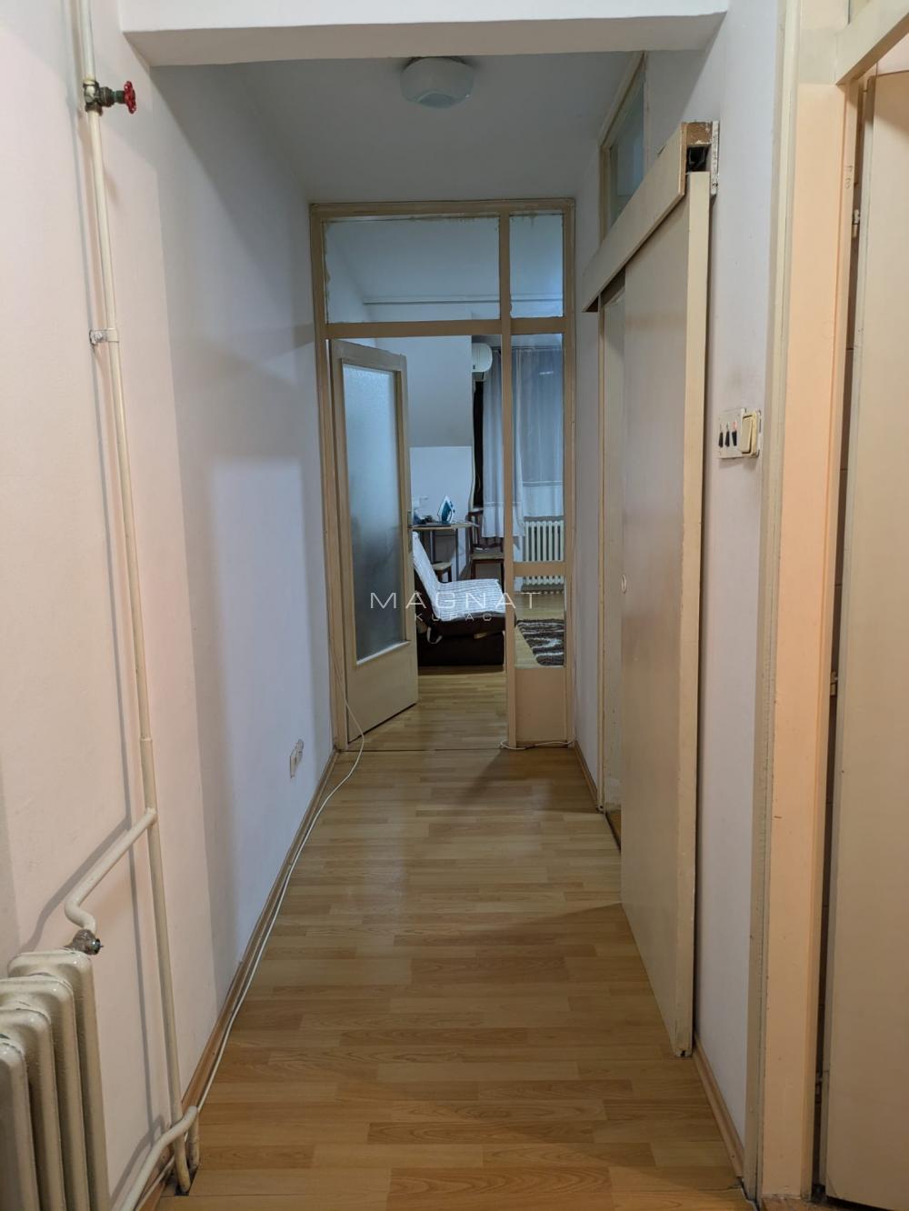 Stan na prodaju u Beogradu, Save Kovačevića, jednoiposoban, 43m2, cena 96000 evra