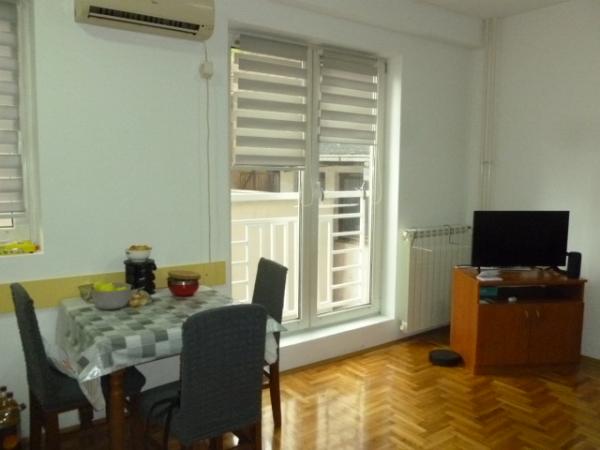 Stan na prodaju u Beogradu, Vojvode Stepe, jednosoban, 30m2, cena 120000 evra