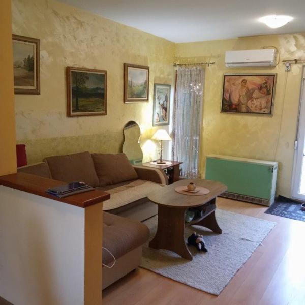 Stan na prodaju u Beogradu, Borča, trosoban, 69m2, cena 145000 evra