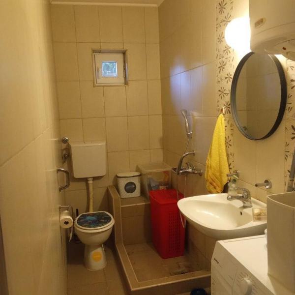 Stan na prodaju u Beogradu, Borča, trosoban, 69m2, cena 145000 evra