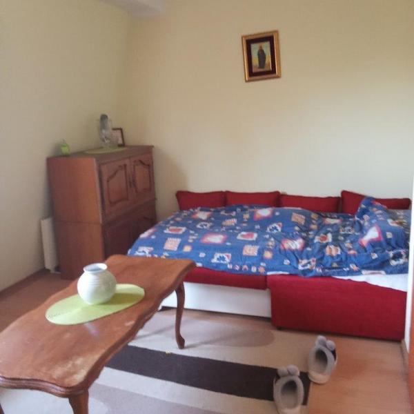 Stan na prodaju u Beogradu, Borča, trosoban, 69m2, cena 145000 evra