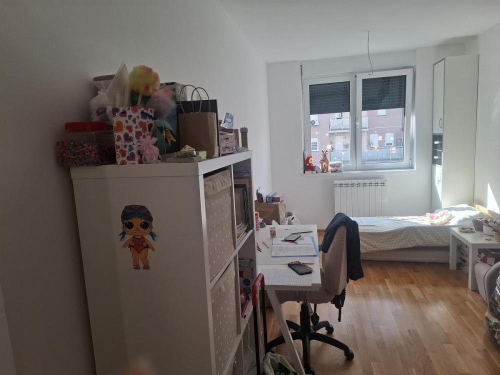 Stan na prodaju u Beogradu, Naselje Stepa Stepanović, trosoban, 74m2, cena 210000 evra