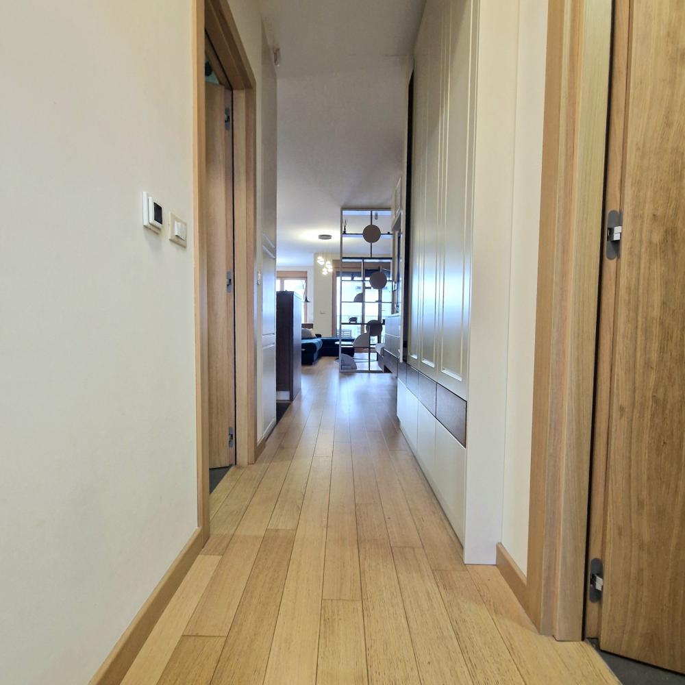 Stan na prodaju u Beogradu, Vračar, trosoban, 78m2, cena 425000 evra