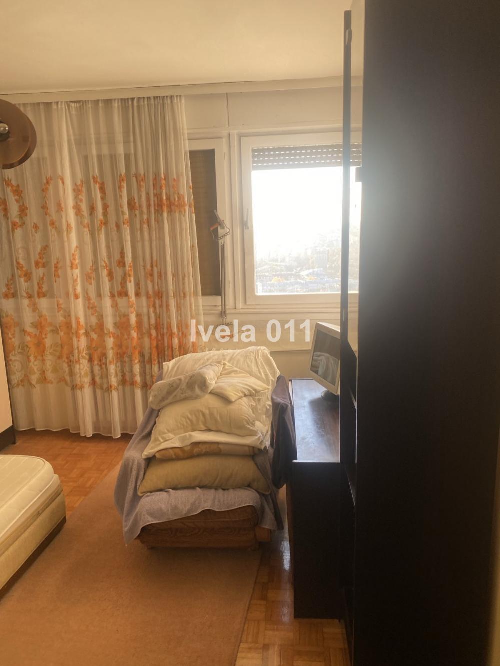 Stan na prodaju u Beogradu, Konjarnik, trosoban, 75m2, cena 149900 evra