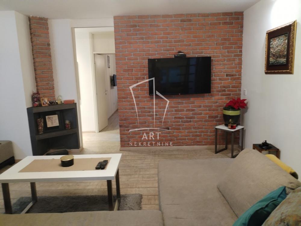 Stan na prodaju u Beogradu, Čukarica, cetvorosoban, 85m2, cena 260000 evra