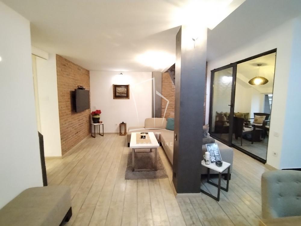 Stan na prodaju u Beogradu, Čukarica, cetvorosoban, 85m2, cena 260000 evra