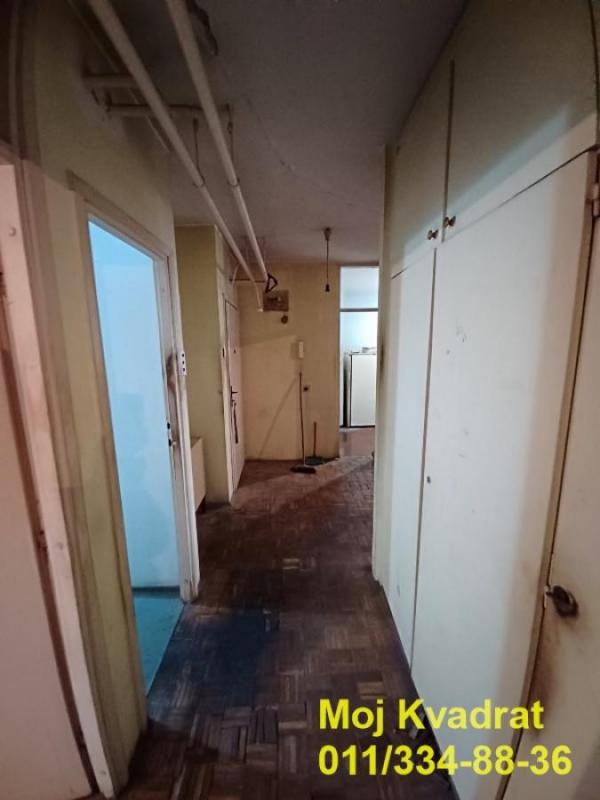 Stan na prodaju u Beogradu, Čukarica, trosoban, 73m2, cena 195000 evra