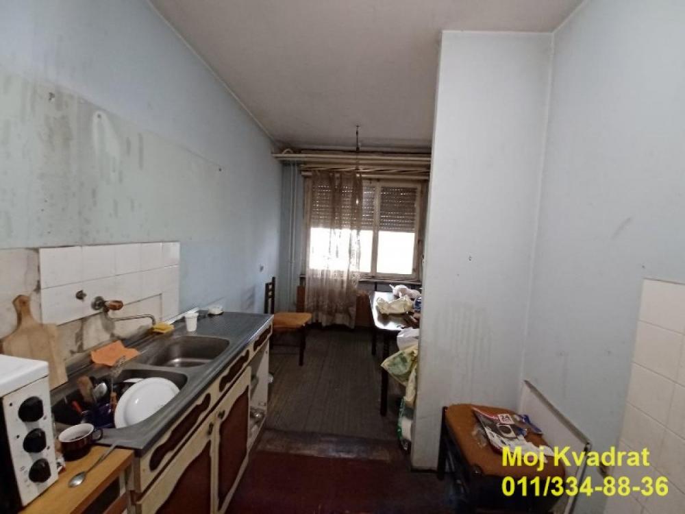 Stan na prodaju u Beogradu, Čukarica, trosoban, 73m2, cena 195000 evra