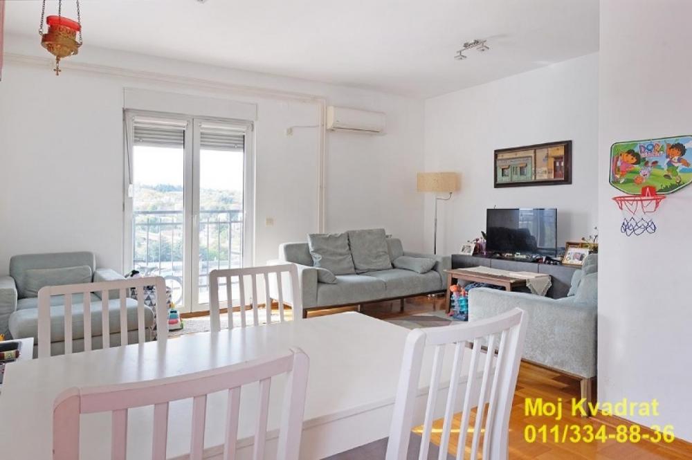 Stan na prodaju u Beogradu, Vračar (Hram), dvosoban, 68m2, cena 285000 evra