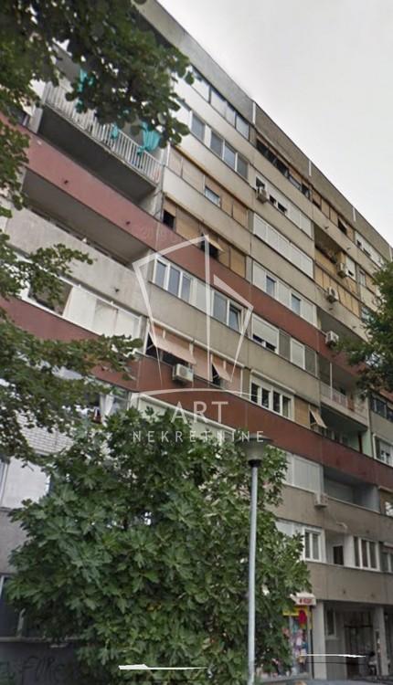 Stan na prodaju u Beogradu, Novi Beograd blok 11C (Stari Merkator), 23m2, cena 95000 evra