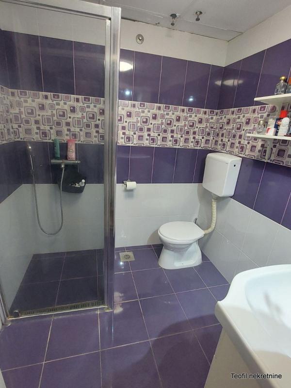 Stan na prodaju u Beogradu, Novi Beograd blok 72, trosoban, 61m2, cena 135000 evra