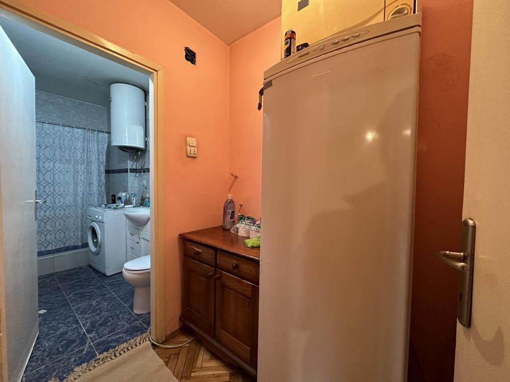 Stan na prodaju u Beogradu, Palilula, dvoiposoban, 70m2, cena 225000 evra