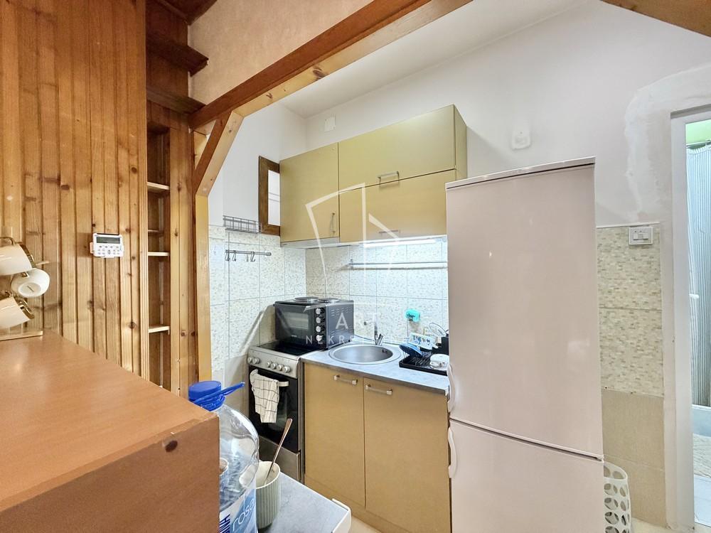 Stan na prodaju u Beogradu, Vukov spomenik, dvosoban, 40m2, cena 153000 evra