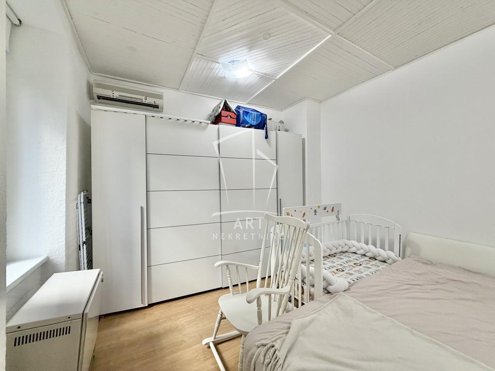 Stan na prodaju u Beogradu, Vukov spomenik, dvosoban, 40m2, cena 153000 evra