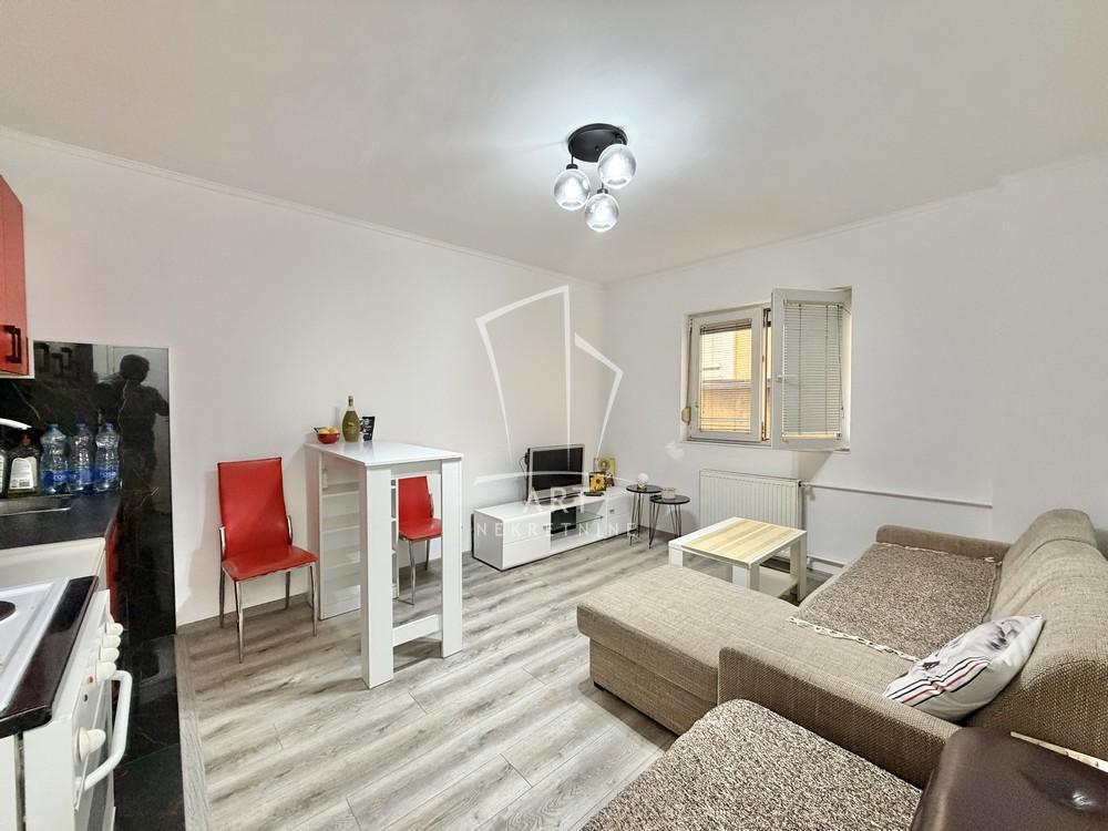 Stan na prodaju u Beogradu, Žarkovo, jednoiposoban, 30m2, cena 93000 evra