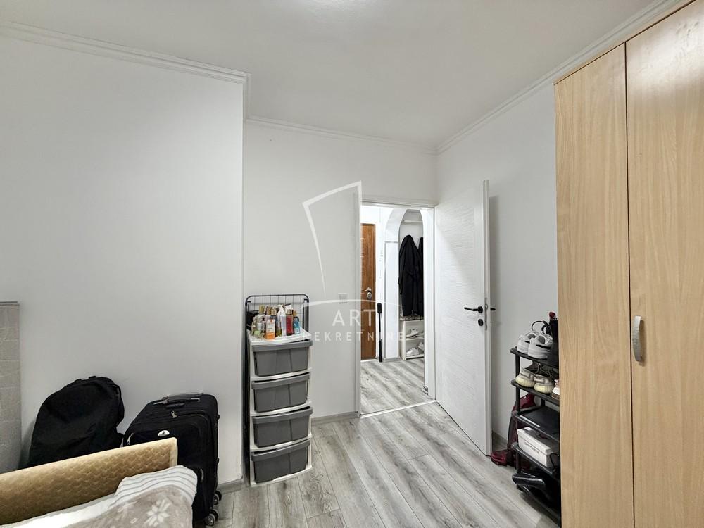 Stan na prodaju u Beogradu, Žarkovo, jednoiposoban, 30m2, cena 93000 evra