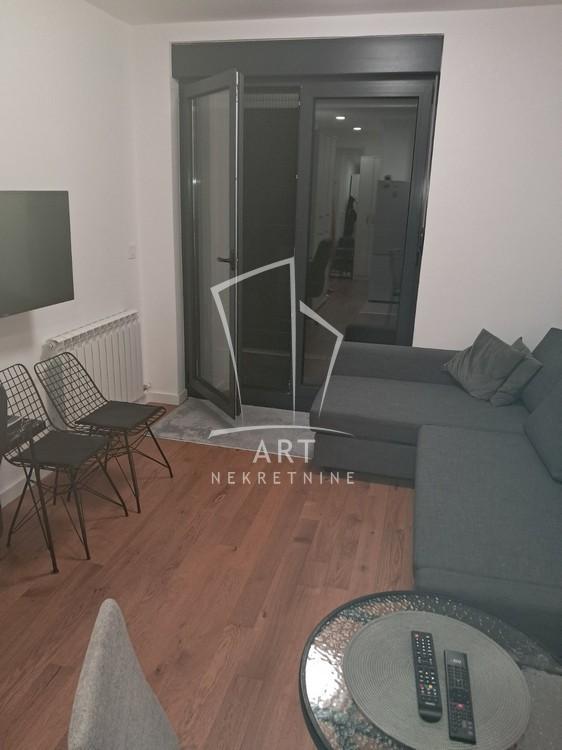 Stan na prodaju u Beogradu, Zvezdara, 27m2, cena 112000 evra