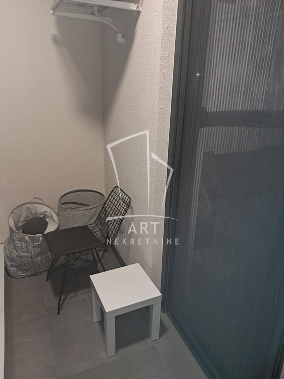 Stan na prodaju u Beogradu, Zvezdara, 27m2, cena 112000 evra