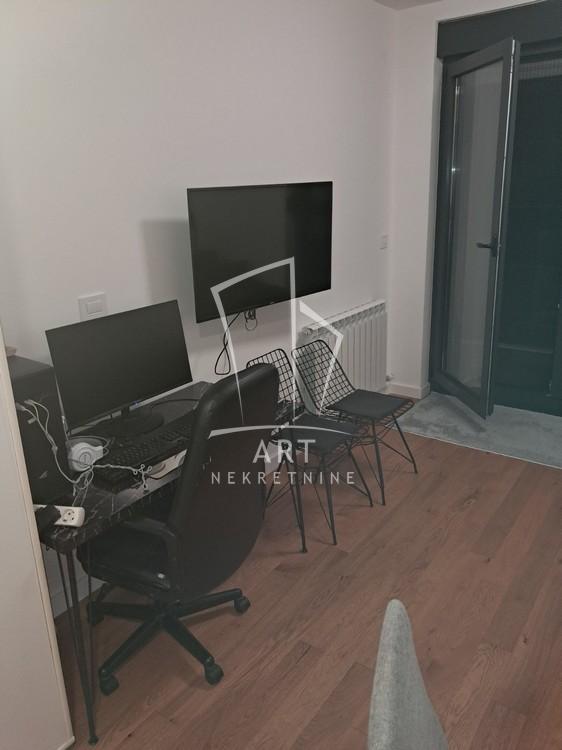 Stan na prodaju u Beogradu, Zvezdara, 27m2, cena 112000 evra