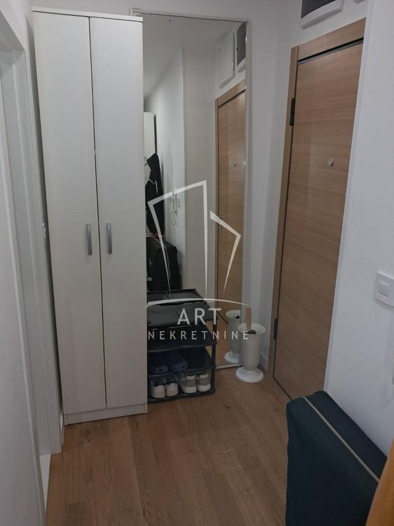 Stan na prodaju u Beogradu, Zvezdara, 27m2, cena 112000 evra