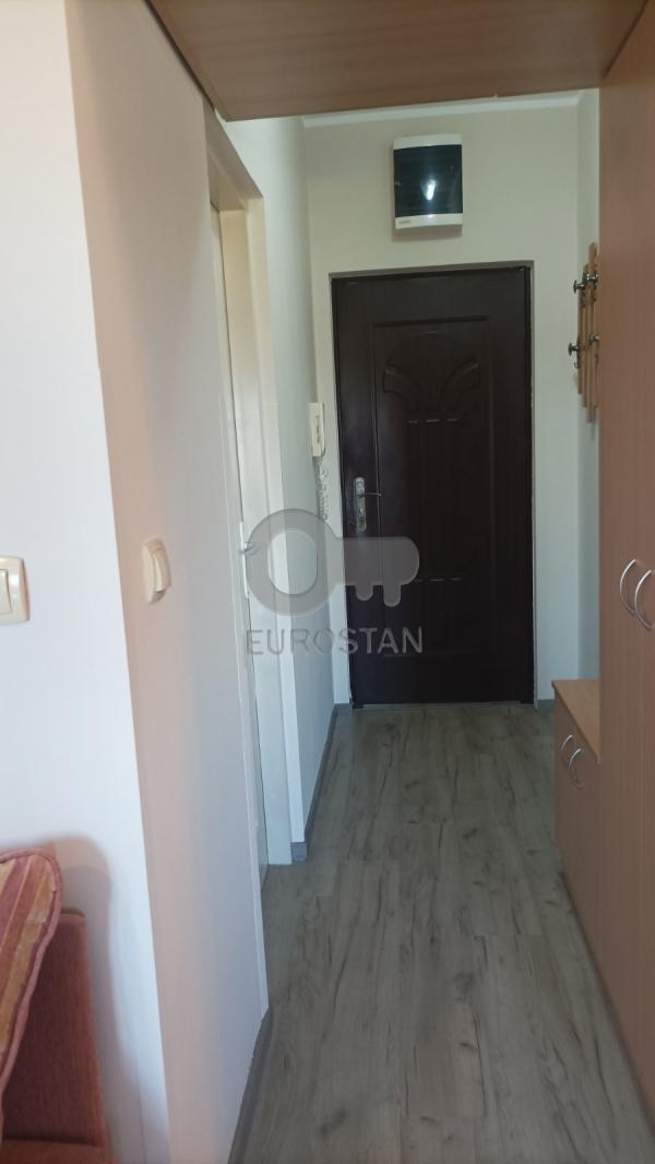 Stan na prodaju u Beogradu, Rakovica, jednoiposoban, 43m2, cena 118000 evra